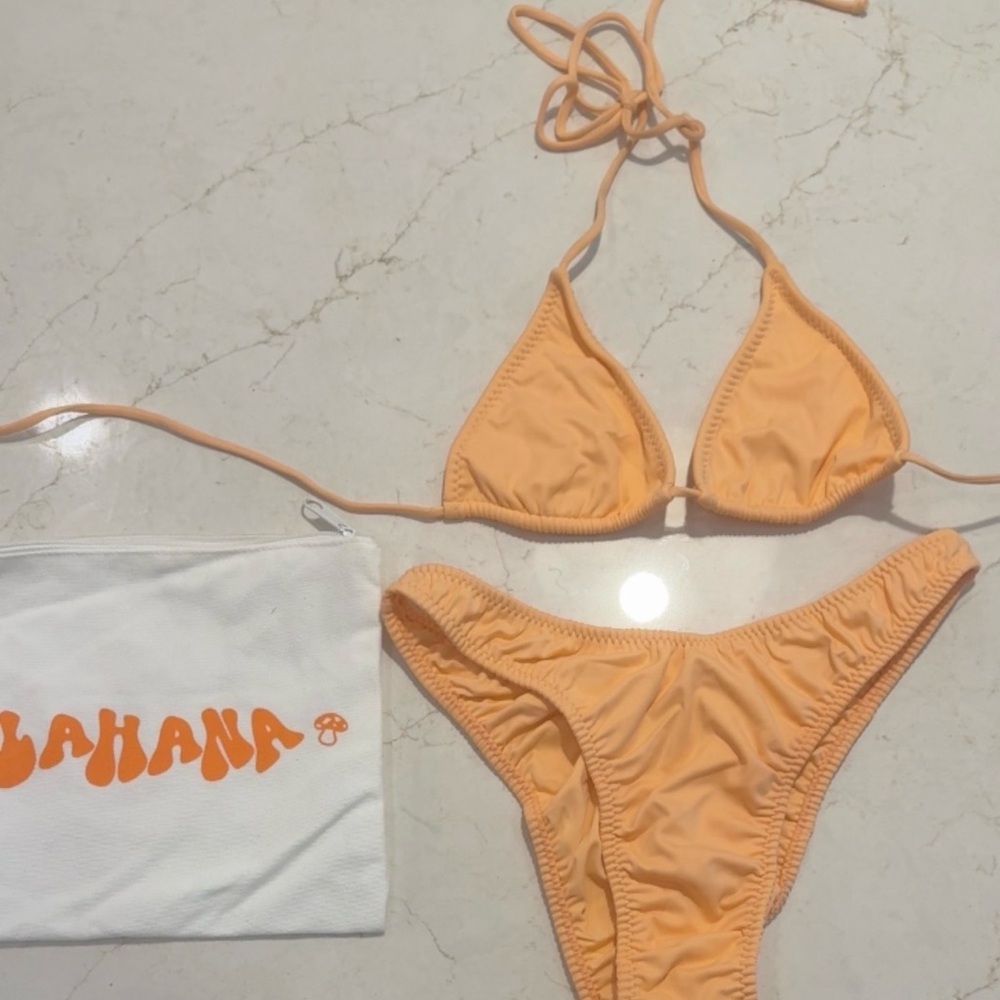Lahana Swim x Sullivang Collab Peach Bikini Set 🍑😎